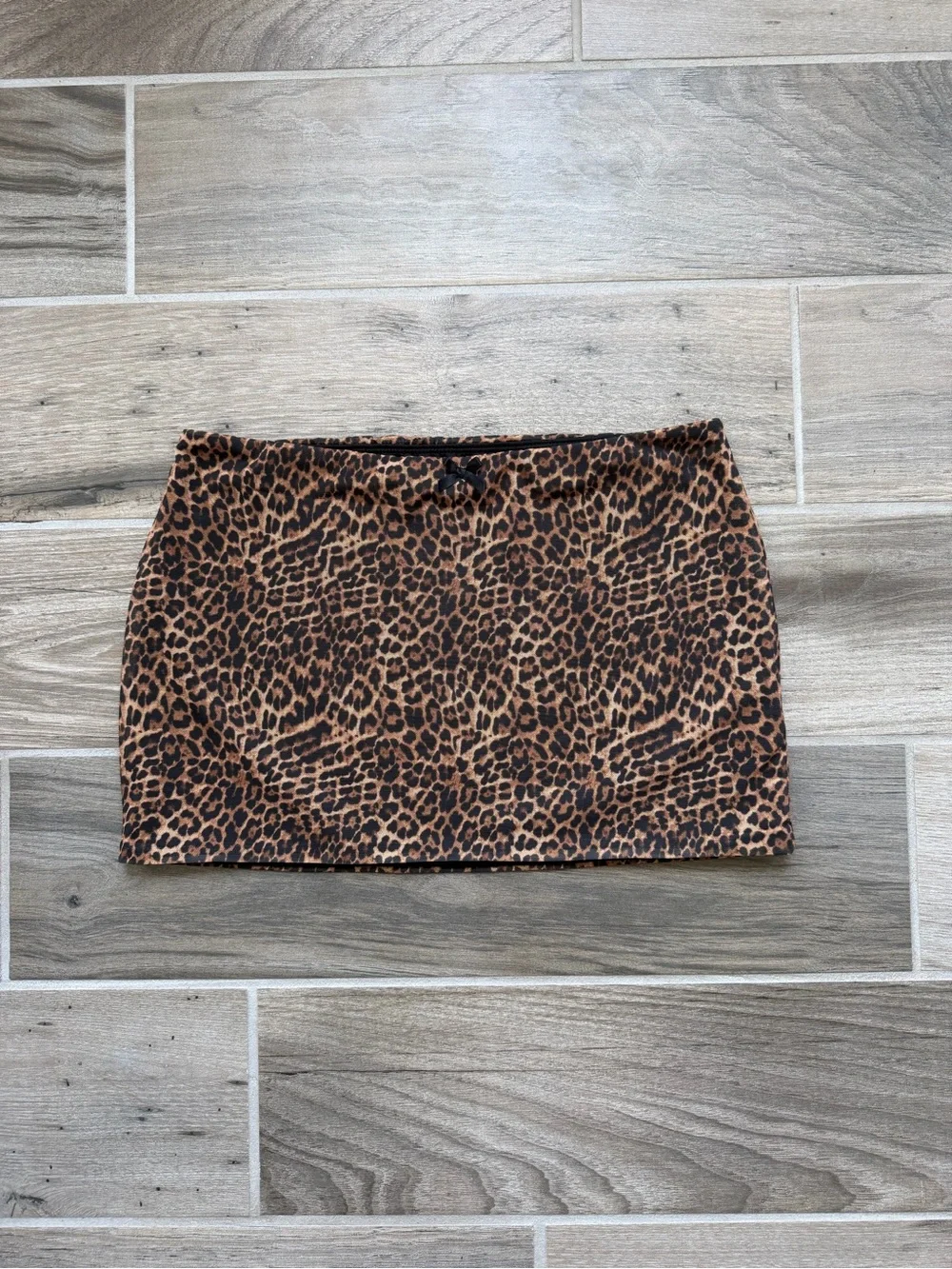 Edikted leopard print mini skirt NWT size M